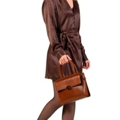 Burkely Modest Meghan Handbag Satchel Cognac -Mode Tassenwinkel 1000266.43.24 5
