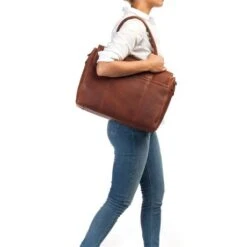 Burkely Antique Avery Dames Laptoptas 15.6" Cognac -Mode Tassenwinkel 1f49c9a02c3ee770a11fb8da618e386ffe845c3c