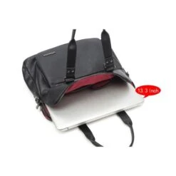 Wimona Verona Schoudertas Black -Mode Tassenwinkel 2099 kleur zwart laptop vak