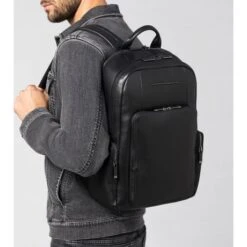 Porsche Design Roadster Leren Laptoprugtas M1 15" Black -Mode Tassenwinkel 4056487025971 07 ga pd sall ain v1