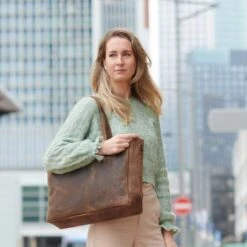 Plevier Hopper Shopper Laptoptas 15.6" Bruin 15 Plevier Hopper Shopper Laptoptas 15.6" Bruin -Mode Tassenwinkel 563 2 hopper 1000 x 1000