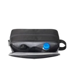 Victorinox Werks Traveler 6.0 Toiletry Kit Black -Mode Tassenwinkel 8988001271838 celum 147075 2000wx1750h