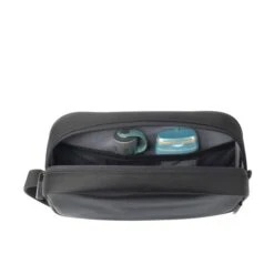 Victorinox Werks Traveler 6.0 Toiletry Kit Black -Mode Tassenwinkel 8988001599518 celum 147076 2000wx1750h