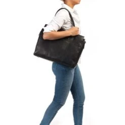 Burkely Antique Avery Dames Laptoptas 15.6" Black -Mode Tassenwinkel a00078a0872285df125f0fb9cf0bdba29b0be76f