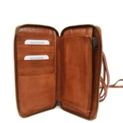 Bear Design Anniek Telefoontasje Cognac -Mode Tassenwinkel bear design telefoontasje anniek cognac cl 188603