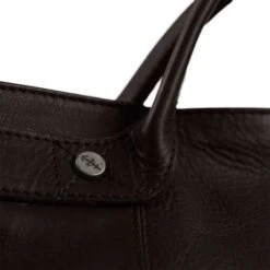 Chesterfield Helsinki Schoudertas Brown -Mode Tassenwinkel c48.116201 2