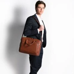 Piquadro Black Square Briefcase 15" Black -Mode Tassenwinkel ca4027b3 n dett10 1 1