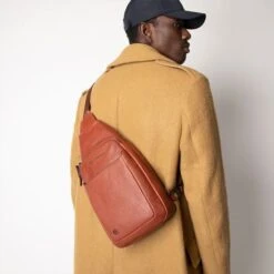 Piquadro Black Square Mono Sling IPad Pro 9.7"/ IPad 11" Black -Mode Tassenwinkel ca4827b3 cu dett60 1