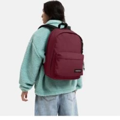 Eastpak Back To Work Rugzak Bushy Burgundy 9 Eastpak Back To Work Rugzak Bushy Burgundy -Mode Tassenwinkel eastpak back to work rugzak bushy burgundy