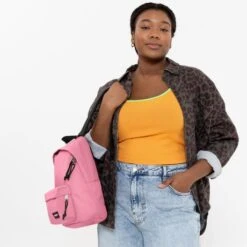 Eastpak Orbit Mini Rugtas Trusted Pink -Mode Tassenwinkel ek000043 u90 alt001 uc220594 mmid