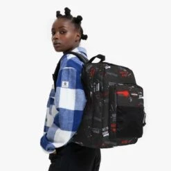 Eastpak Pinnacle Rugzak Tags Black 11 Eastpak Pinnacle Rugzak Tags Black -Mode Tassenwinkel ek000060 2e7 alt001 uc250741 mhigh