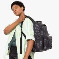 Eastpak Padded Pak'r Rugzak The Simpsons Black 12 Eastpak Padded Pak'r Rugzak The Simpsons Black -Mode Tassenwinkel ek000620 7a1 alt001 uc217785 mhigh