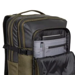 Eastpak Tecum L Cnnct Army 14 Eastpak Tecum L Cnnct Army -Mode Tassenwinkel ek00092d 5a1 alt006 uc214667 mhigh
