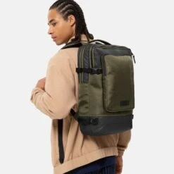 Eastpak Tecum L Cnnct Army 15 Eastpak Tecum L Cnnct Army -Mode Tassenwinkel ek00092d 5a1 alt012 uc235986 mhigh