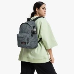 Eastpak Day Pak'r S Small Rugzak Funky Cheetah -Mode Tassenwinkel ek0a5bg5 4e3 alt001 uc250669 mhigh