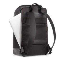 Salzen Alpha Backpack Leather Charcoal Black -Mode Tassenwinkel large jpg zen bac 005 801 salzen sleek line alpha backpack leather charcoal black 4