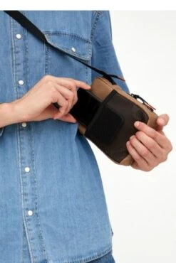 Lefrik Tokyo Crossbody Schoudertas Camel -Mode Tassenwinkel lefrik aw22 220269