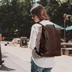 Chesterfield Chelsea Rugzak / Schouder Shopper 14" Brown -Mode Tassenwinkel leren rugzak bruin chelsea