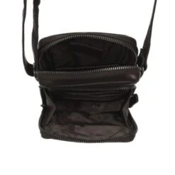 Chesterfield Hamilton Phonebag Schoudertas Brown 12 Chesterfield Hamilton Phonebag Schoudertas Brown -Mode Tassenwinkel leren telefoontasje bruin hamilton 2