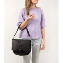 Cowboysbag Saskia Weerstand X Crossbody Bag Sagres Olive 11 Cowboysbag Saskia Weerstand X Crossbody Bag Sagres Olive -Mode Tassenwinkel naamloos 1 sagres 1 1 1