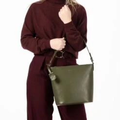 Burkely Parisian Paige Bucketbag Dark Green -Mode Tassenwinkel parisian paige 1000152 43 74 5