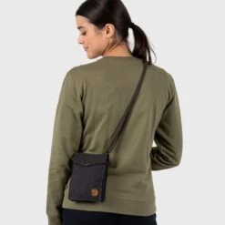 Fjallraven Fjällräven Pocket Schoudertas Super Grey -Mode Tassenwinkel pocket 24221 030 e model fjr 1 1