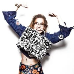 OldSchool Bags Schooltas Extra Large Dark Side Special Fashion Edition 12 OldSchool Bags Schooltas Extra Large Dark Side Special Fashion Edition -Mode Tassenwinkel schoudertas bas kosters oldschool bags xl dark side1