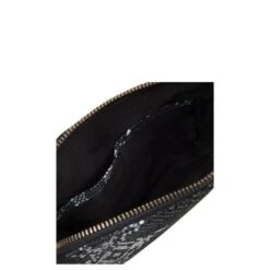 Cowboysbag X Bobbie Bodt Wash Bag Ruby Snake Black And White 8 Cowboysbag X Bobbie Bodt Wash Bag Ruby Snake Black And White -Mode Tassenwinkel washbag ruby3054 2 000107 snakeblackandwhite 5